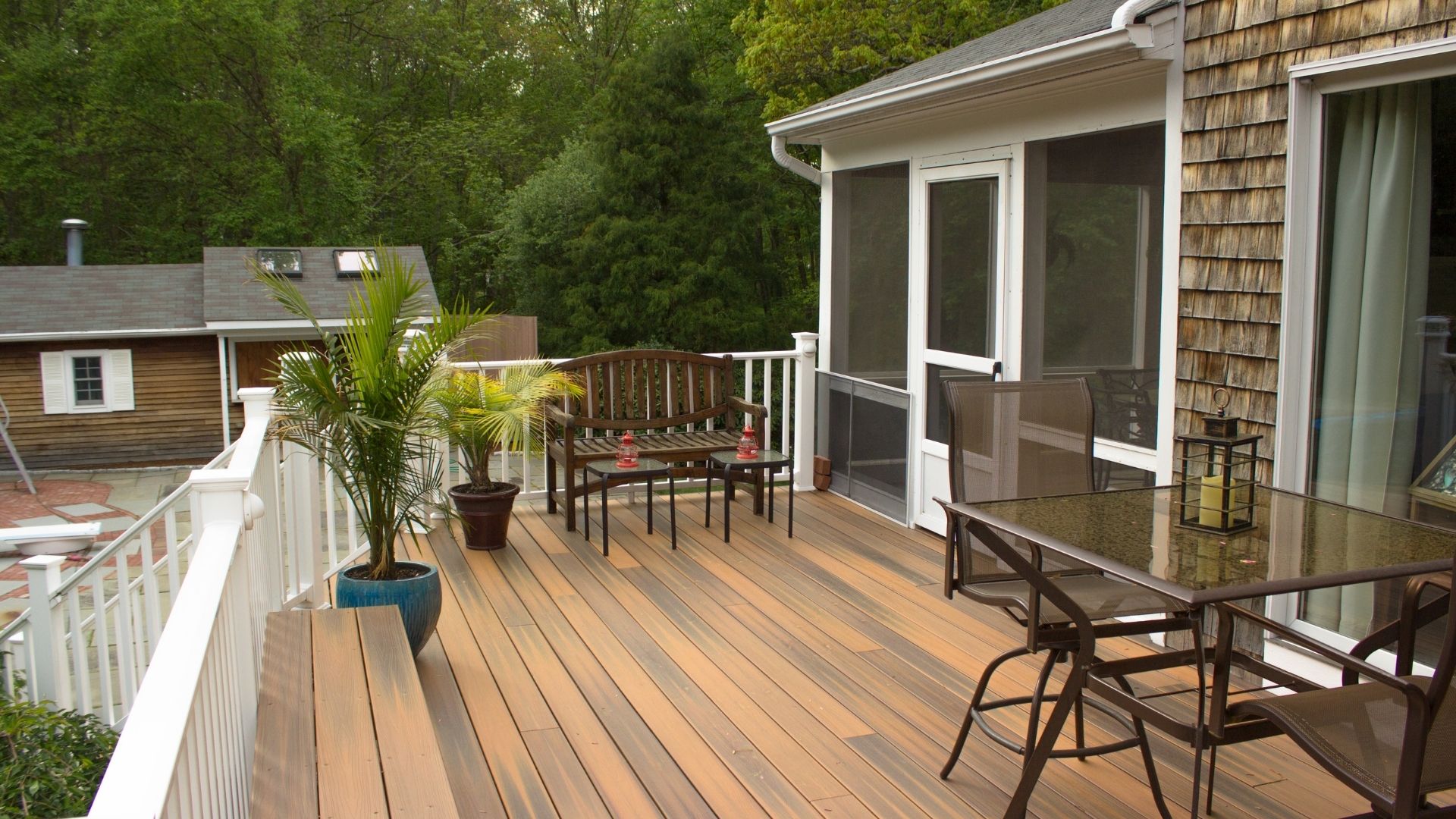 Completed backyard deck with seating and outdoor living space