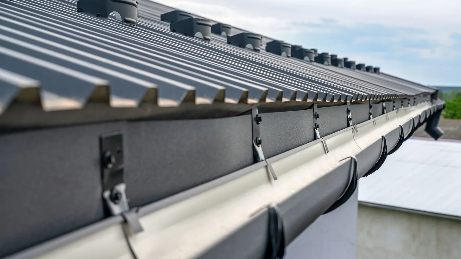 Large roof deck and repair project